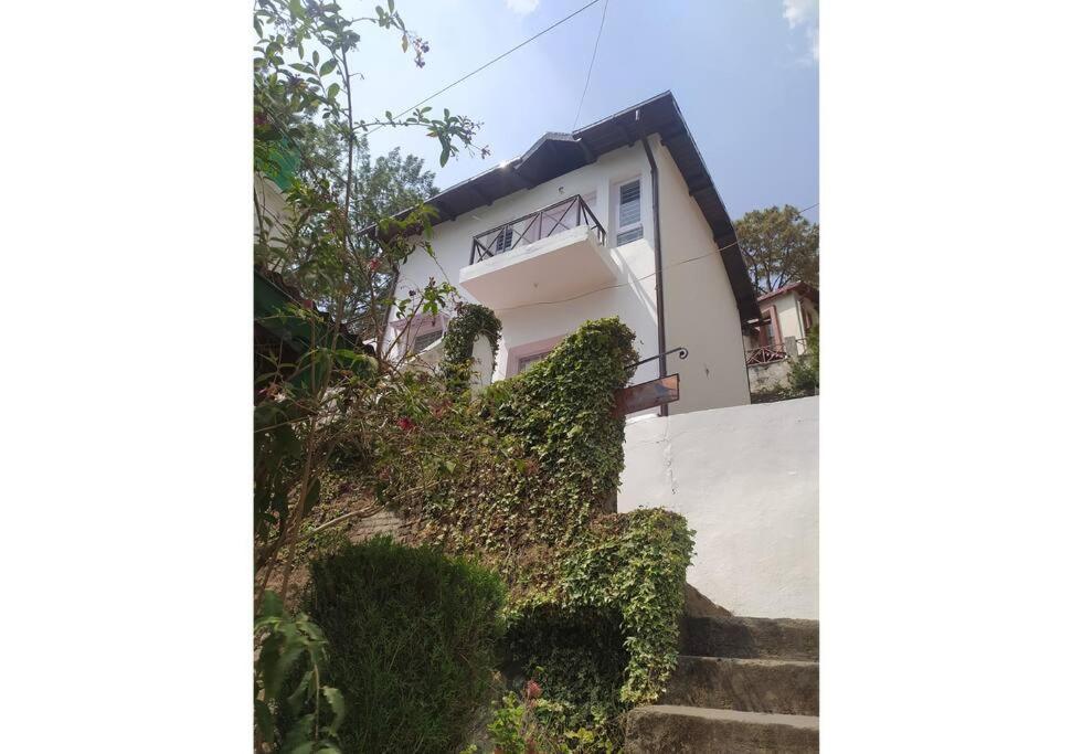 Whistling Thrush Cottage, Bhimtal Nainital Esterno foto